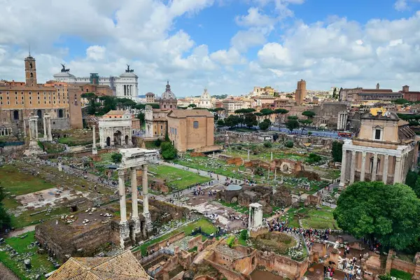 Fórum Roma Com Ruínas Edifícios Históricos Itália — Fotografia de Stock