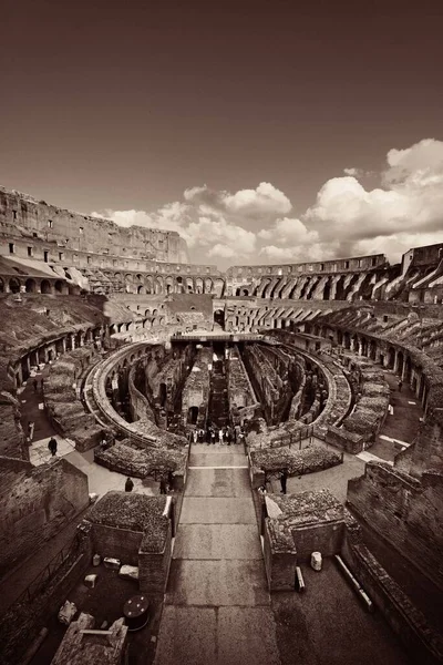 Dentro Vista Coliseu Marco Mundialmente Conhecido Símbolo Roma Itália — Fotografia de Stock