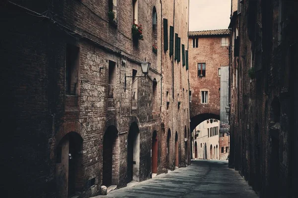 Vista Rua Com Edifícios Antigos Siena Itália — Fotografia de Stock