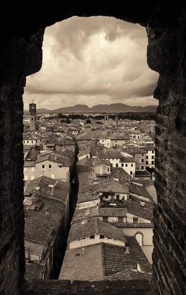 Lucca Miasto Panorama Dachu Widok Przez Okno Włoszech — Zdjęcie stockowe
