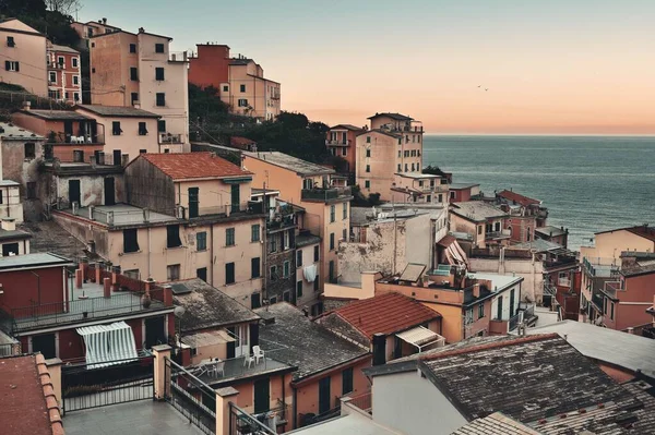 Riomaggiore Vista Para Mar Pôr Sol Com Edifícios Cinque Terre — Fotografia de Stock