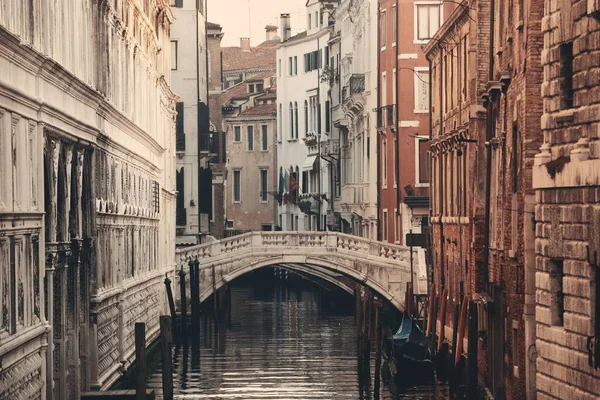 Sunny Venice Canal View Historical Buildings Italy — Stock Photo, Image