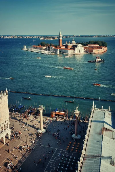 Piazza San Marco ve San Giorgio Maggiore adası Venedik, İtalya.
