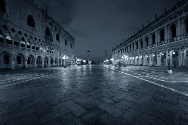 Historische Gebouwen Nacht Piazza San Marco Venetië Italië — Stockfoto