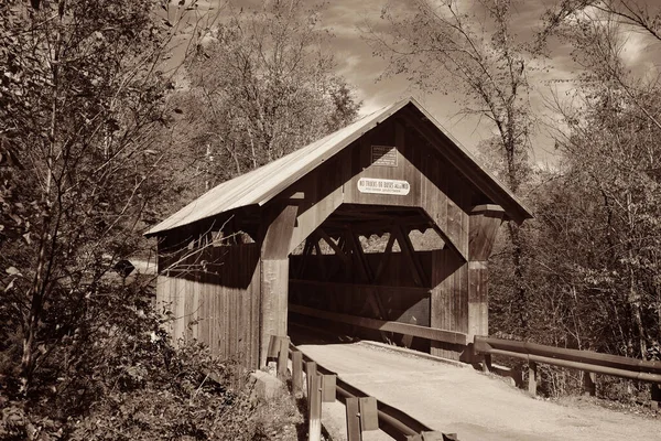 Covered Bridge Vermont Autumn — Stock Photo, Image