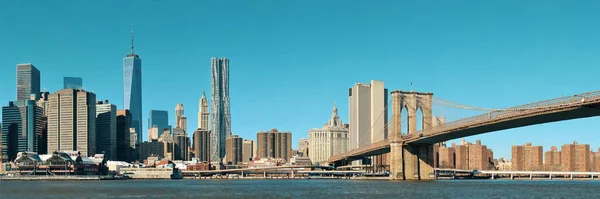 Manhattan Finanzviertel Mit Wolkenkratzern Und Brooklyn Bridge — Stockfoto