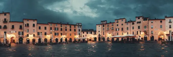 Piazza Dell Anfiteatro Lucca Italië Nachtzicht Panorama — Stockfoto