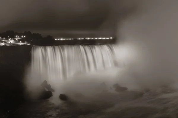 Niagara Falls Nachts Als Het Beroemde Natuurlijke Landschap Canada — Stockfoto