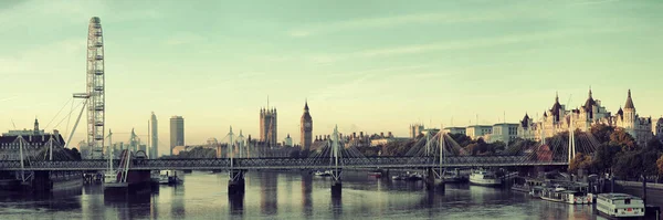 Panorama Del Río Támesis Con London Eye Westminster Palace Londres —  Fotos de Stock