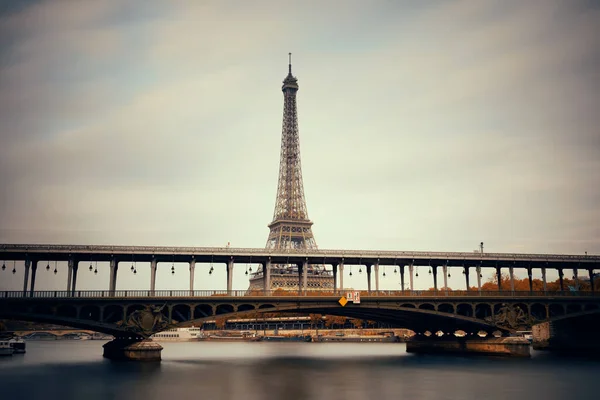Río Sena Torre Eiffel París Francia — Foto de Stock