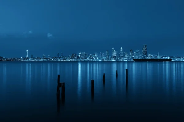 Seattle City Skyline View Sea Urban Architecture Abandoned Pier Dusk — Stock Photo, Image