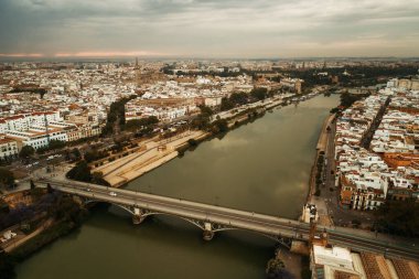 İspanya 'da Seville şehir manzarası ve mimari hava manzarası.