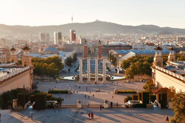 Placa Espanya Barselona İspanya 'da gün batımında