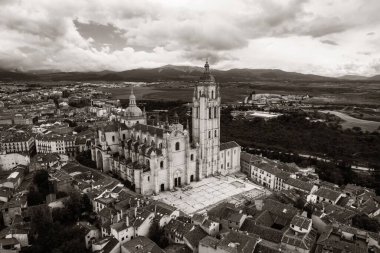 İspanya 'daki Segovia Katedrali hava manzarası.
