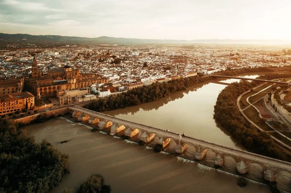 Cordoba Nın Antik Mimarisi Spanya Gün Batımında Havadan Izlendi — Stok fotoğraf