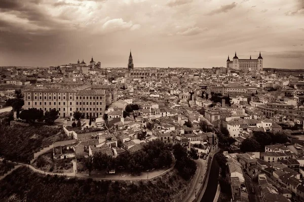 Spanya Nın Tarihi Binalarıyla Toledo Şehrinin Havadan Görünüşü — Stok fotoğraf