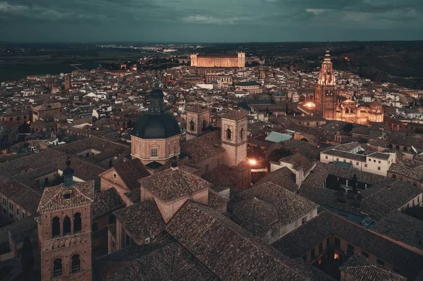 Vista Aérea Horizonte Cidade Toledo Com Edifícios Históricos Noite Espanha — Fotografia de Stock