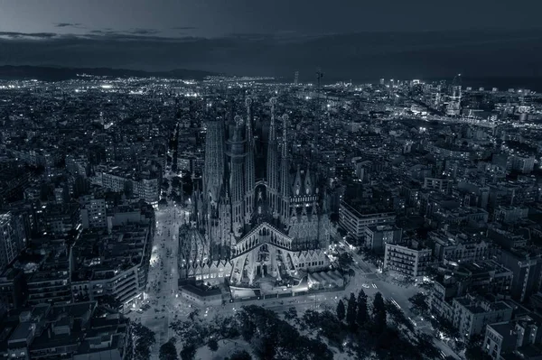 Basiliek Van Sagrada Familia Nachts Als Het Beroemde Oriëntatiepunt Barcelona — Stockfoto