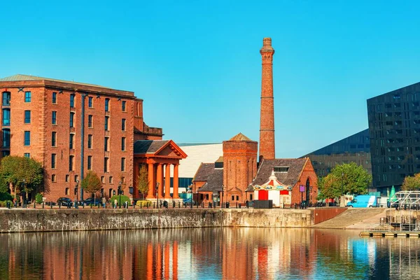 Royal Albert Dock Com Edifícios Históricos Inglaterra Reino Unido — Fotografia de Stock