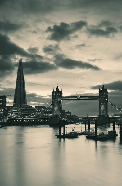 Shard Tower Bridge Theems Londen — Stockfoto