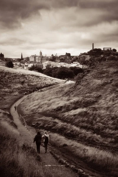 Edinburgh Város Holyrood Park Arthur Székhelyének Tetejéről Nézve — Stock Fotó