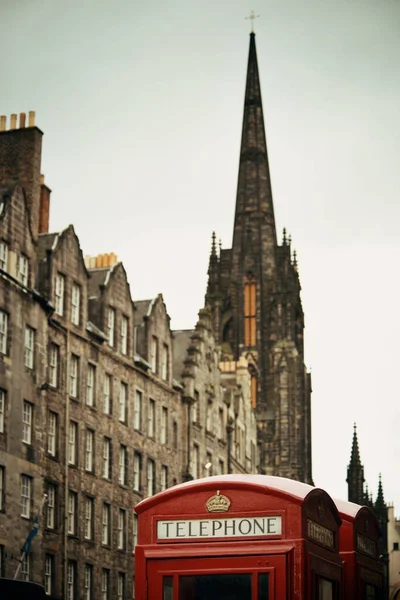 Edinburgh Street View Mit Telefonzelle Großbritannien — Stockfoto