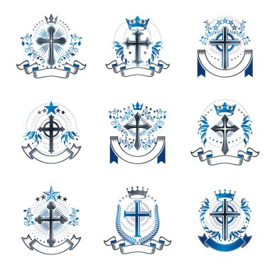 Christian Cross amblemleri yerleştirildi. Arms dekoratif logoları Heraldic Coat izole edilmiş vektör çizimleri koleksiyonu.