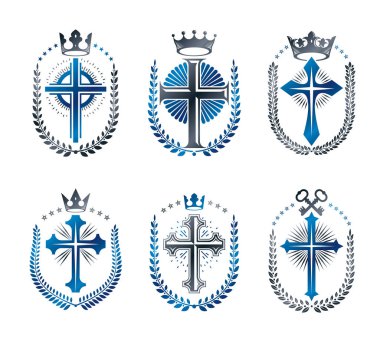 Haçlar Hıristiyanlık din Amblemler ayarlayın. Hanedan arması dekoratif logoları vektör çizimler toplama izole.