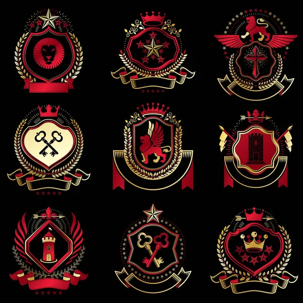 Vektor edles heraldisches Wappen. Kollektion von blazons styli — Stockvektor
