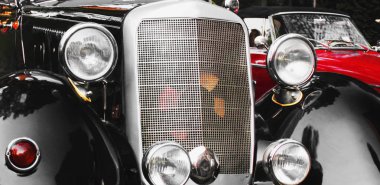 antika arabalar (Denetim Masası'nda, parça)