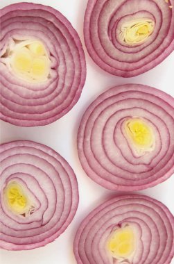 Beyaz arka plan (ayrıntılar üzerinde soğan)