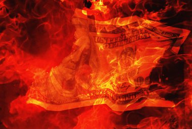 yanan dolarlık banknot enflasyon ve mali kriz bir sembolü olarak