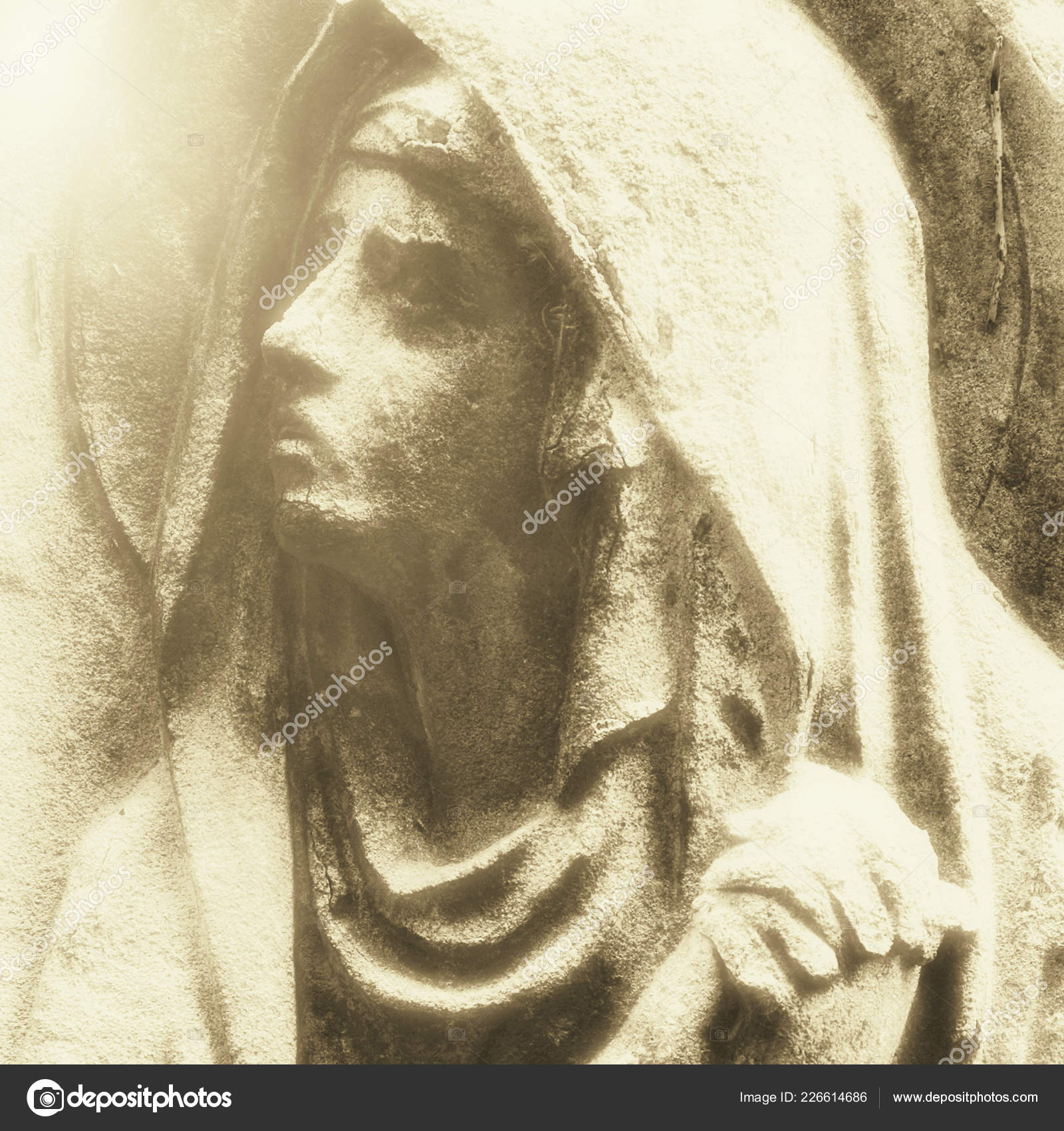 Antique Statue Virgin Mary Praying Religion Faith Holy Sin - 