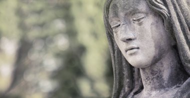Meryem Ana heykeli gözyaşları (üzüntü, pişmanlık, korku, inanç, din, depresyon)