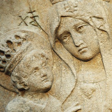Gümüş bebek İsa Mesih ile Meryem Ana heykeli 