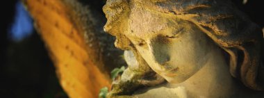 inanç, şefkat ve sevgi bir sembolü olarak melek