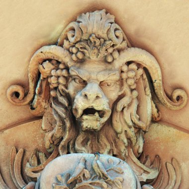 HADES (hades, Plüton) - ölülerin Krallığı Tanrıdır. kronos ve rei, zeus, poseidon, hera, demeter ve hestia kardeşi oğlu. Ne zaman dünya ayide lscnfkjcy yeraltı bölen.