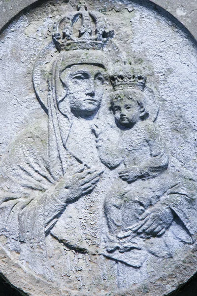圣母玛利亚雕像与婴儿耶稣基督 灵魂概念 — 图库照片