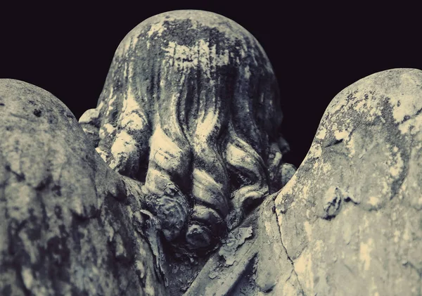 Ангел Смерти Символ Конца Жизни Античная Статуя Чёрном Стадионе — стоковое фото