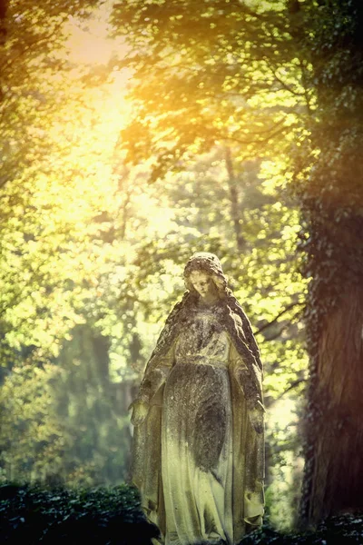 Jungfrau Maria Statue Vintage Skulptur Einer Traurigen Frau Trauer Religion — Stockfoto