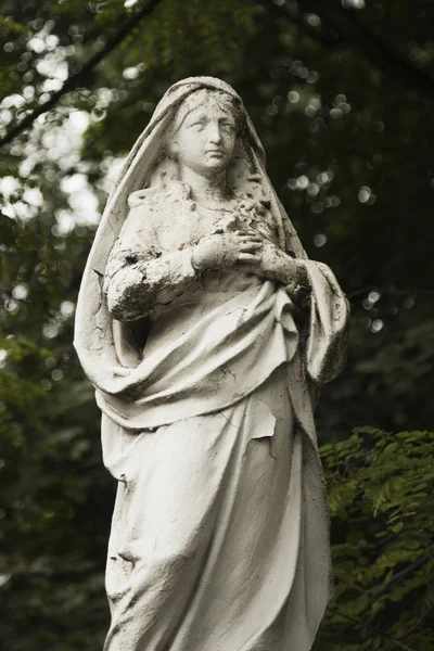 Estátua Antiga Virgem Maria Orando Religião Santo Pecado — Fotografia de Stock