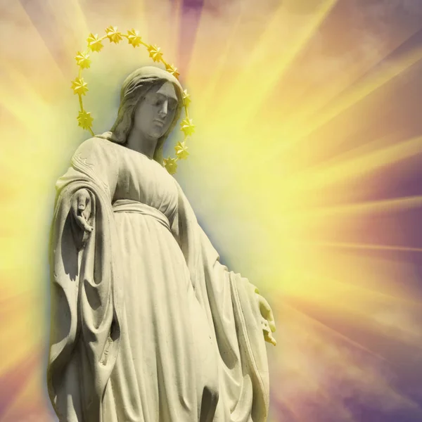 Jomfru Maria Gammel Statue Bønn Tro Religion Kjærlighet Håp Konseptet – stockfoto