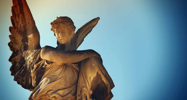 Anjo Luz Sol Estátua Antiga — Fotografia de Stock