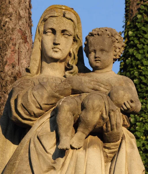 Estátua Virgem Maria Como Símbolo Amor Bondade — Fotografia de Stock