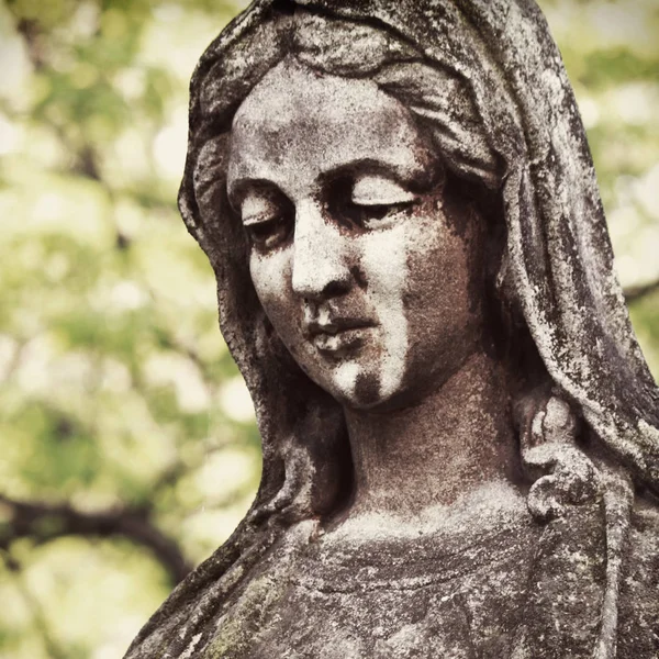 Estátua Virgem Maria Lágrimas Tristeza Arrependimento Medo Religião Depressão — Fotografia de Stock