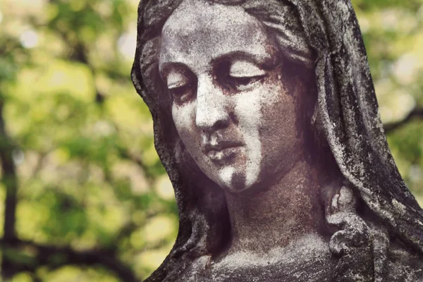 Statua Della Vergine Maria Lacrime Tristezza Rimpianto Paura Fede Religione — Foto Stock