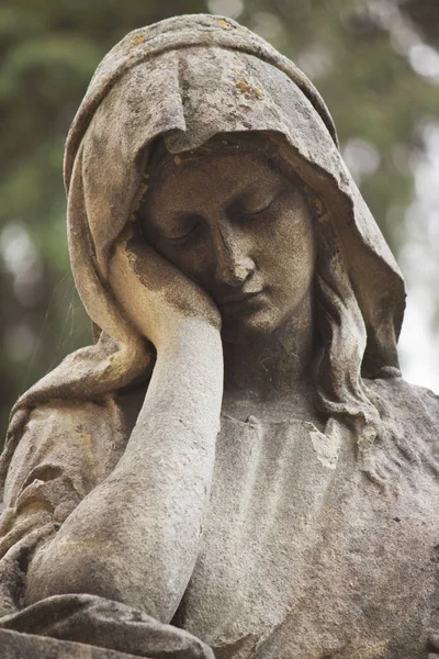 Statue Femme Sur Tombeau Comme Symbole Douleur Tristesse Dépression — Photo