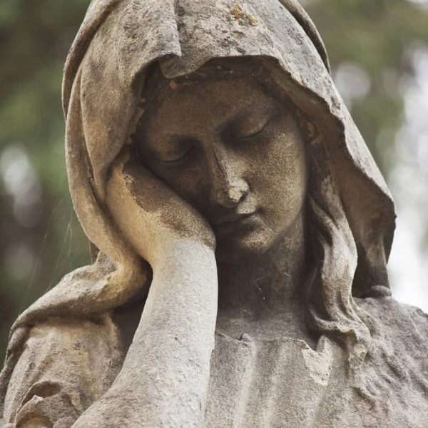 Statua Della Donna Sulla Tomba Come Simbolo Depressione Dolore Dolore — Foto Stock