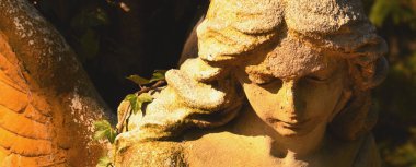 melek iyilik ve güvenlik sembolü olarak