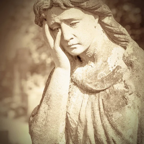 Statue Femme Sur Tombeau Comme Symbole Douleur Tristesse Dépression — Photo